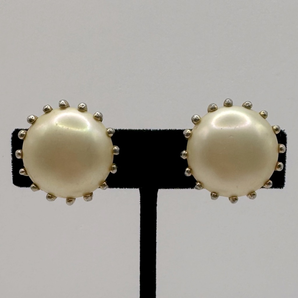 MARVELLA Vintage Pearl Clip-On Earrings